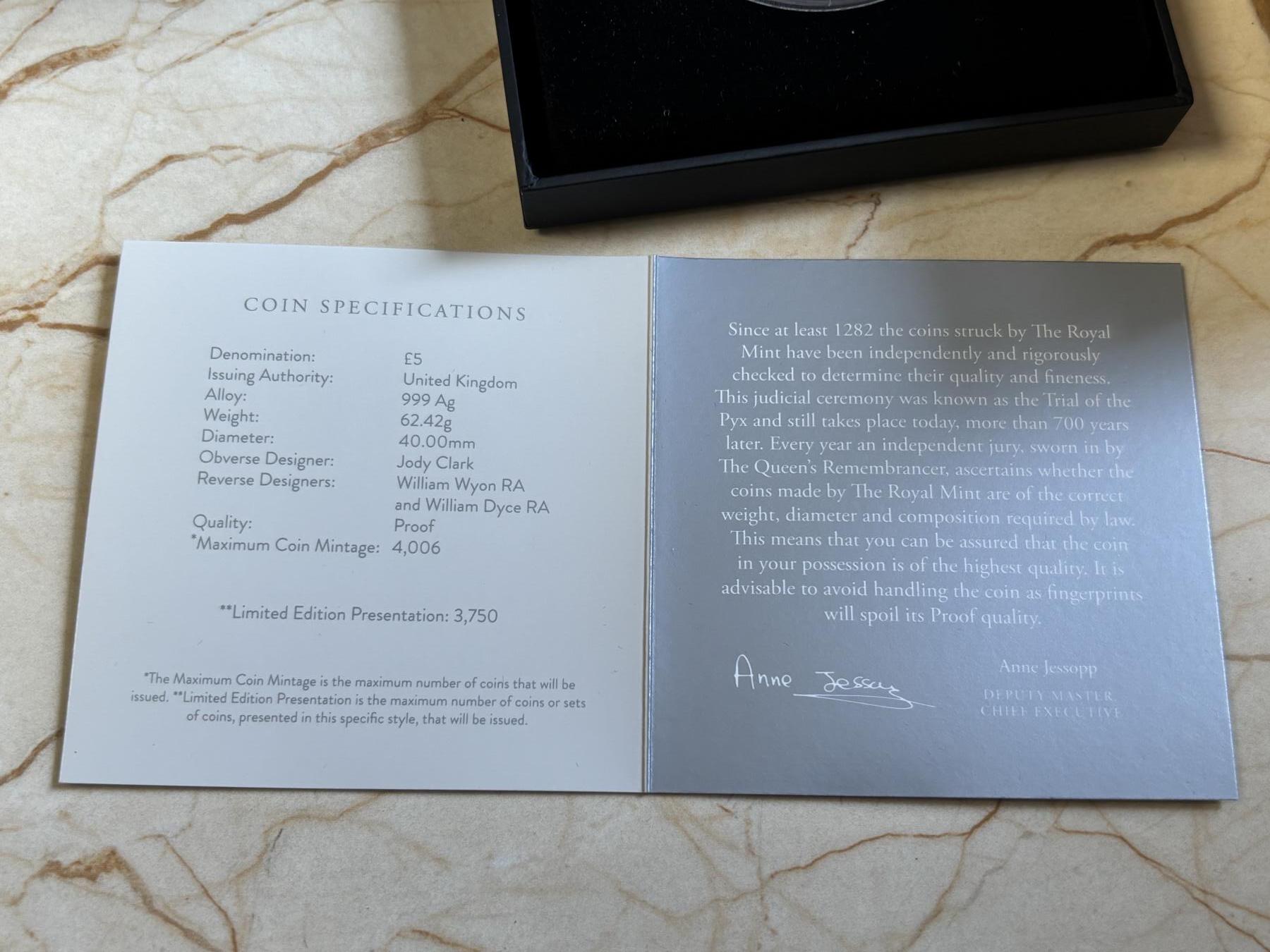 第193期拍卖 英国2021年伟大雕刻师维多利亚女王2盎司加厚银币，999银，发行4000枚