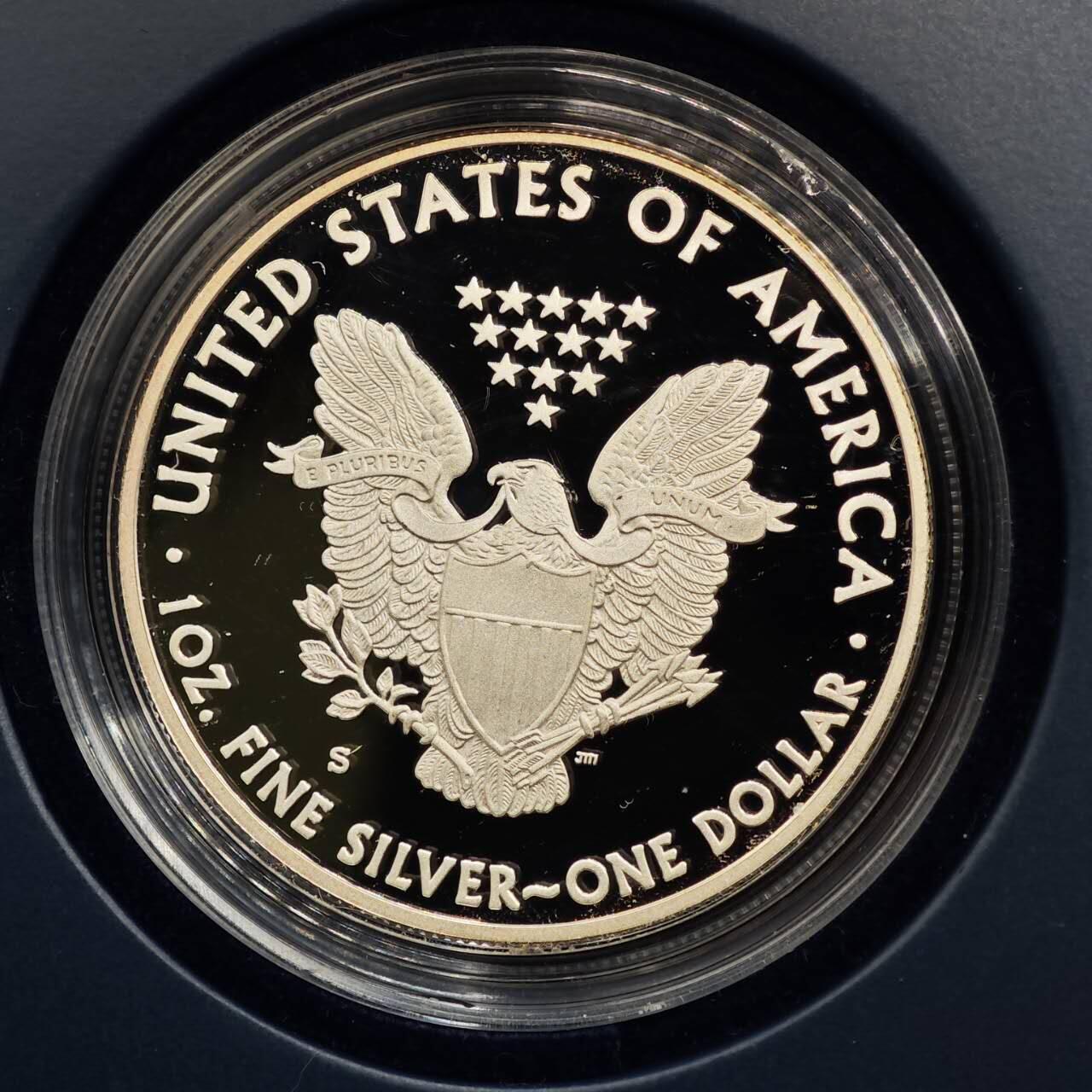 【淘币小摊】实时拍第八百七十九拍   银币套币场    每周一统一发货 美国2012年行走鹰洋一盎司银币精制-反精制2枚套原盒原证