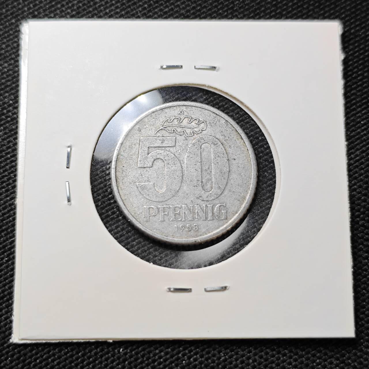 KK钱币收藏小铺   第404期 2月预留时间 周末发货  东德50芬尼