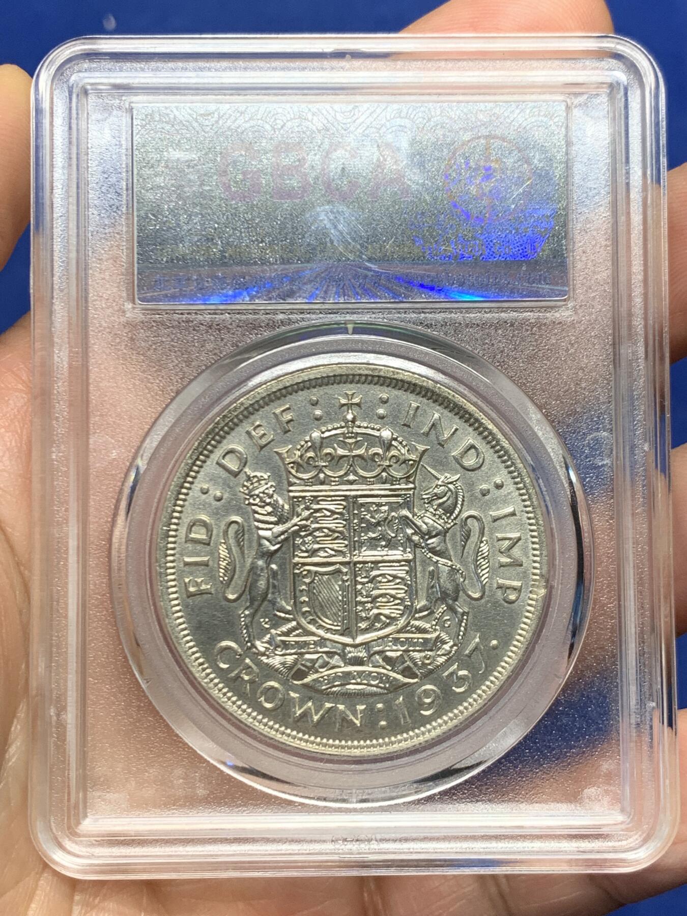 《竞宝斋》第468场 周日，周一 2场连拍 （全场包邮）欢迎送拍 公博 MS64 英国1937年乔治六世登基纪念1克朗银币 细节见图