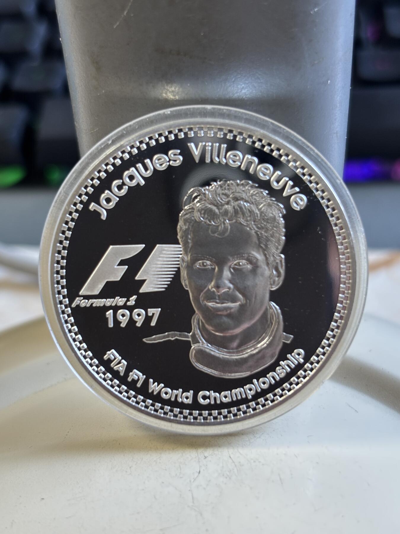第193期拍卖 法国1997年赛车手雅克维伦纽夫25欧精制纪念银币，925银，33.8克