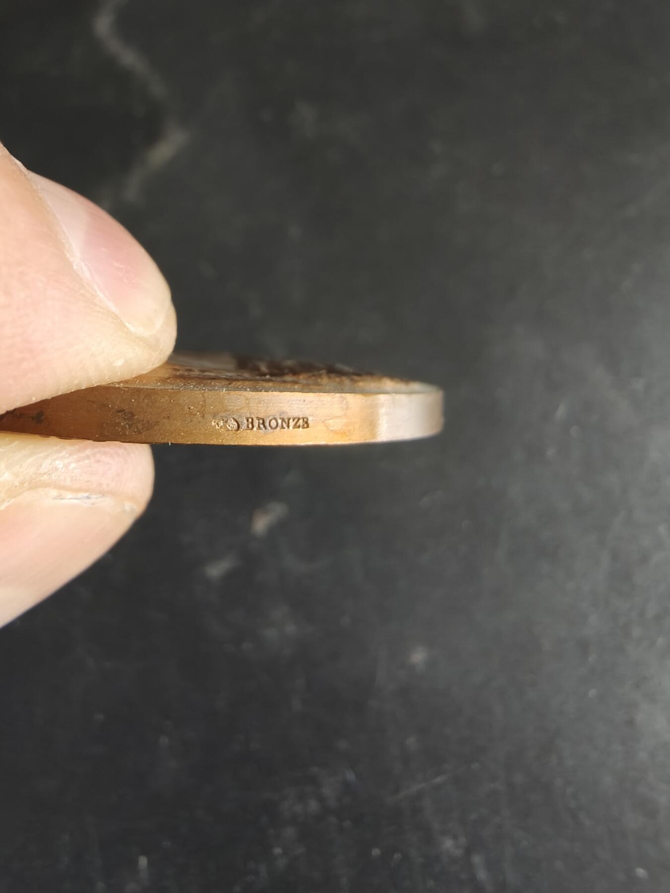 老王徽章第186期 法国农业协会大铜章    原盒    直径50mm    重量63.1g