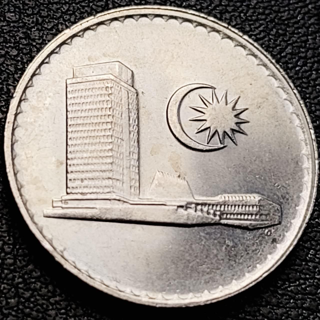 泉币菌-第205场-拍品多 请提前出价 1988年 马来西亚20分 铜镍币 23mm 议会大厦