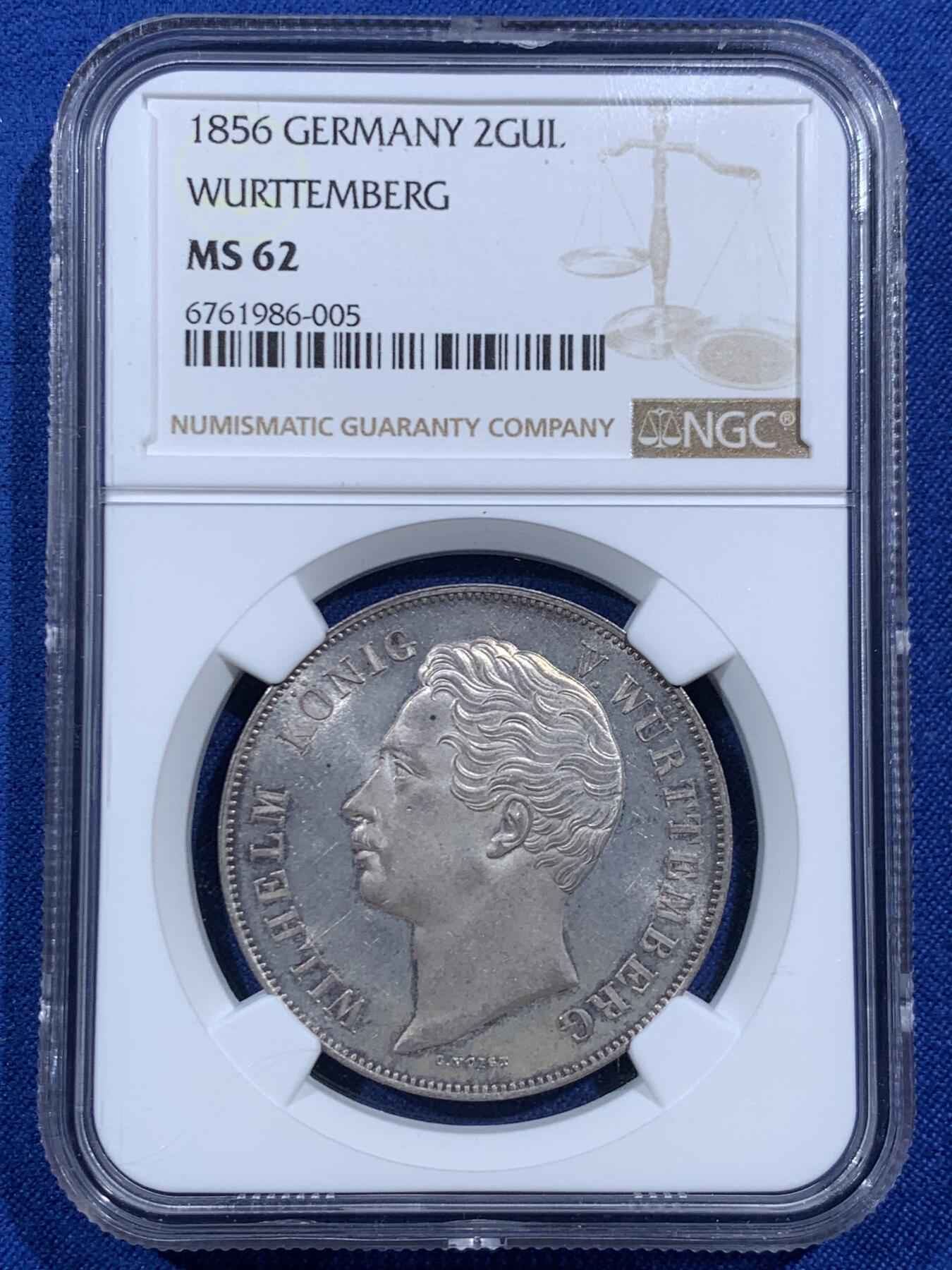 《竞宝斋》第469场 周日，周一 2场连拍 （全场包邮）欢迎送拍 唯一冠军分 NGC MS62 德国 1856年符腾堡 狮鹿盾徽2盾银币 转光明显 低评了 CNG买的裸币成本6500，值得入藏