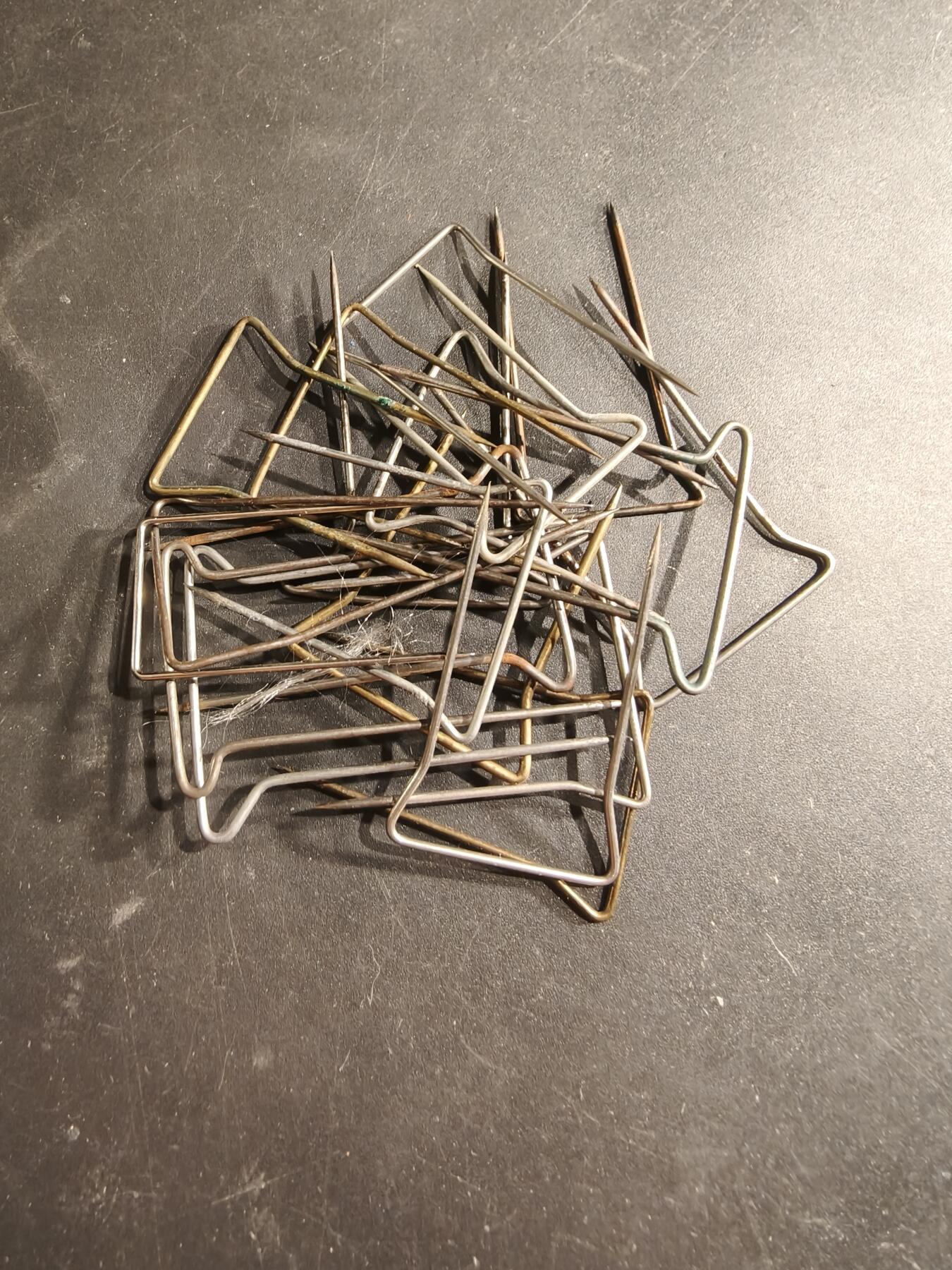 老王徽章第186期 法国针插一组20枚