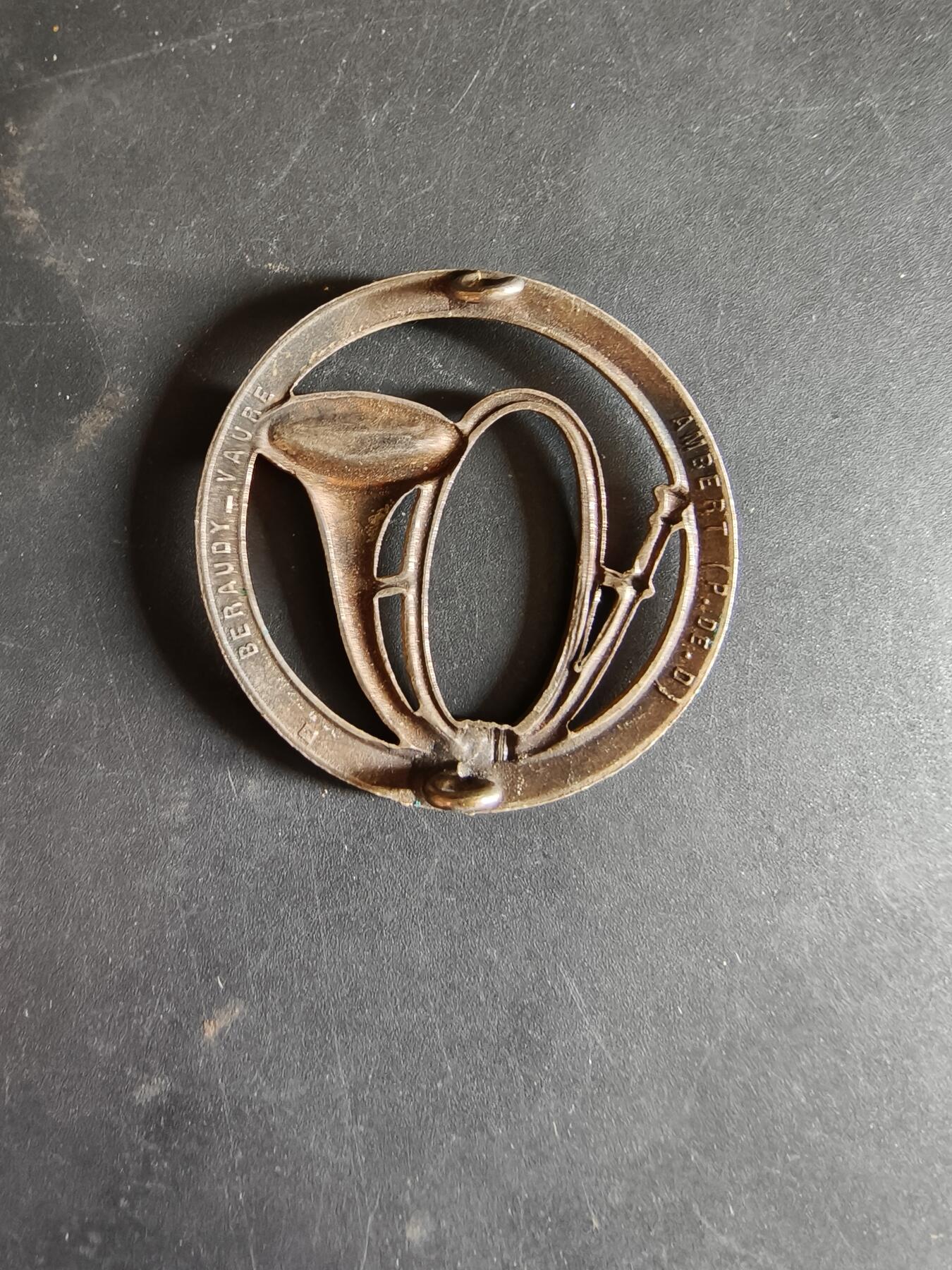 老王徽章第186期 法国山地兵贝雷帽徽