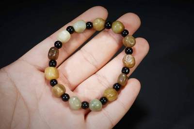 上海都达杂项专场90【全场包邮】  天然 和田玉籽料手串92-53