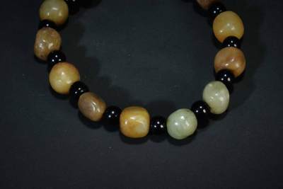 上海都达杂项专场90【全场包邮】  天然 和田玉籽料手串92-53