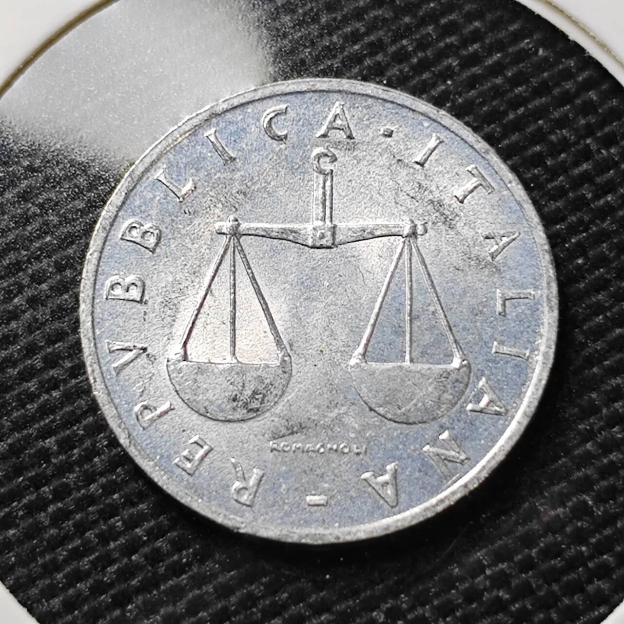 KK钱币收藏小铺   第404期 2月预留时间 周末发货  1954意大利1里拉