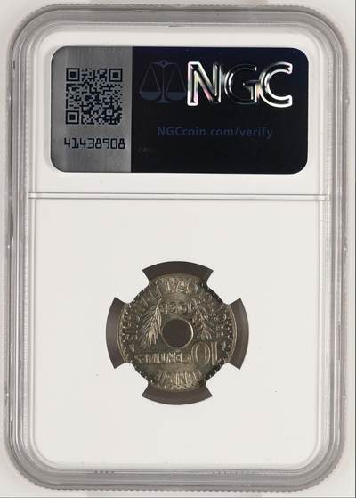 1938法属突尼斯圆孔10分 1938法属突尼斯圆孔10分