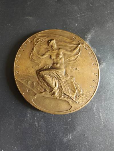 老王徽章第186期 - 比利时1905年列日世界博览会大铜章     直径70mm    重量126.9g