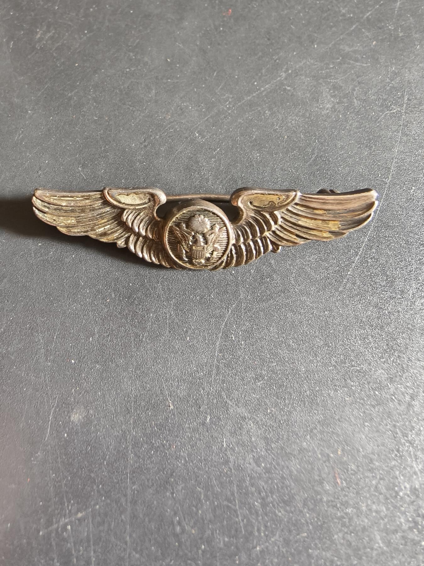 老王徽章第186期 美国二战陆军航空兵地勤人员技能章    2英寸   925银    8g    Amico造