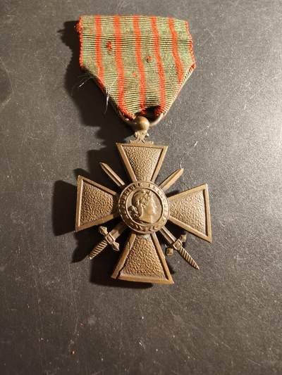老王徽章第186期 - 法国1918版战争十字奖章