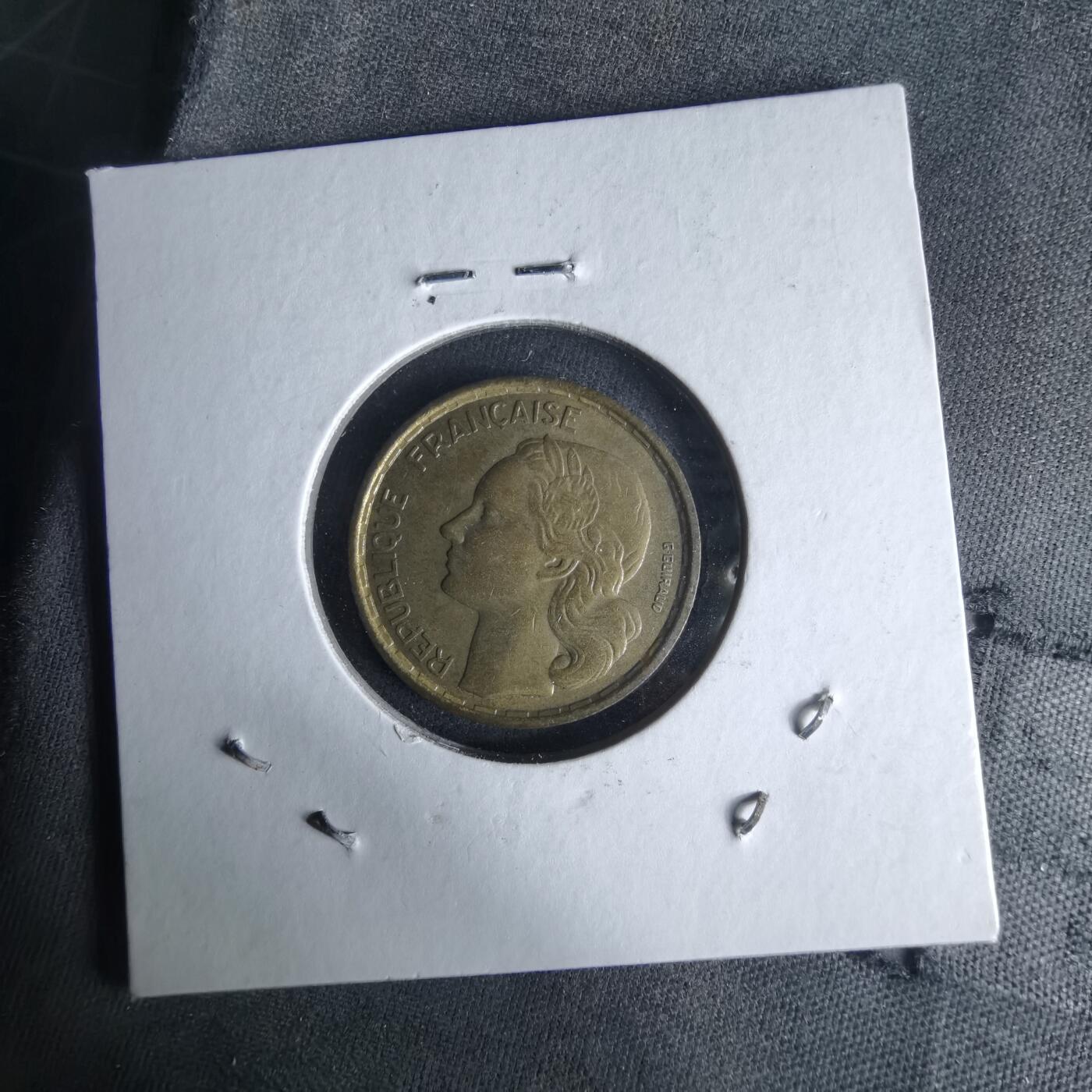 沼泽如烟--第1017场 法国1952年10法郎B版