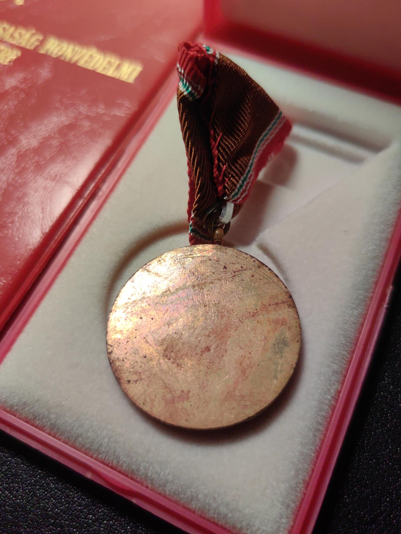 靖甫拍卖第六场 匈牙利内务部服役15周年奖章原盒带证