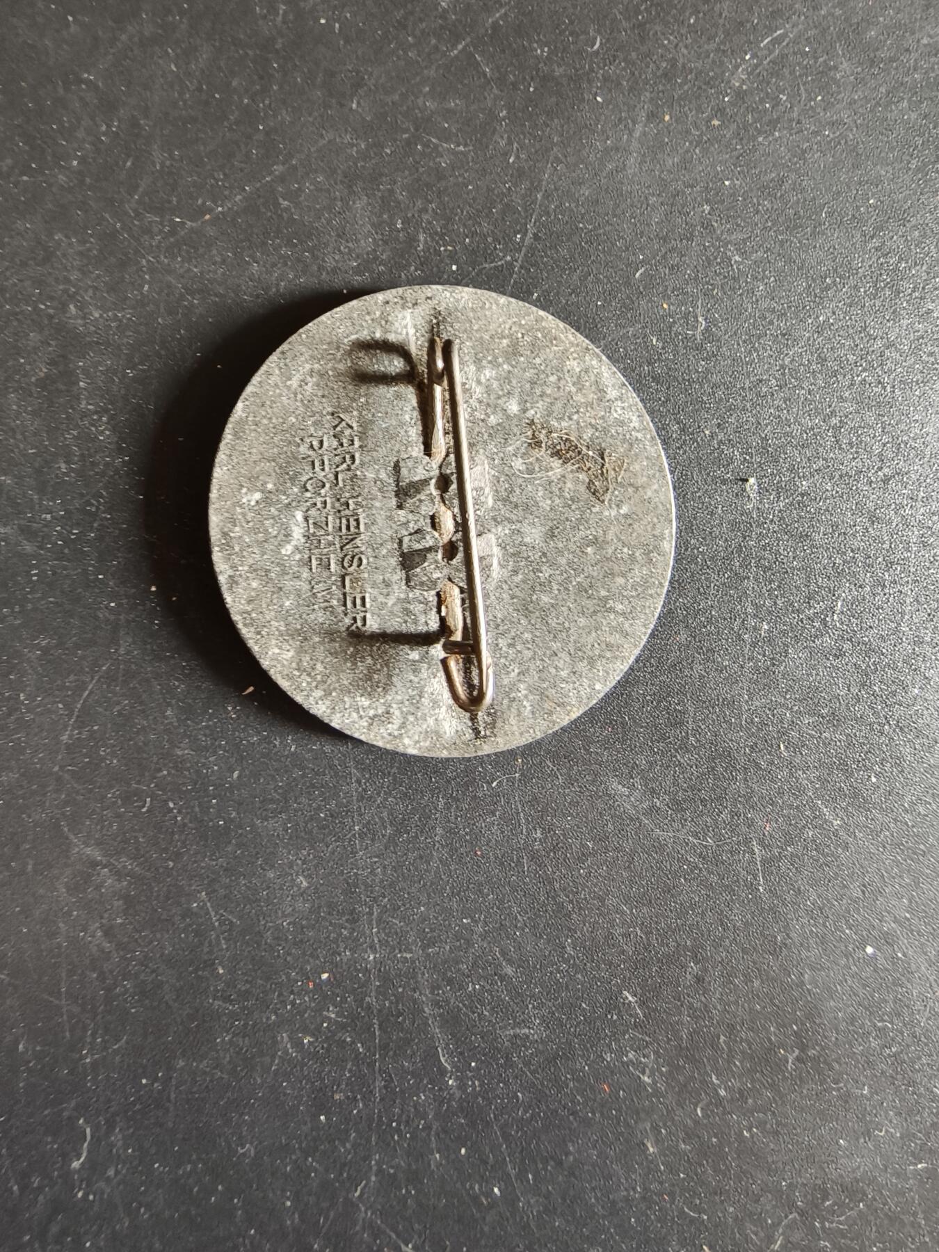 老王徽章第186期 德三1937年五一劳动节证章