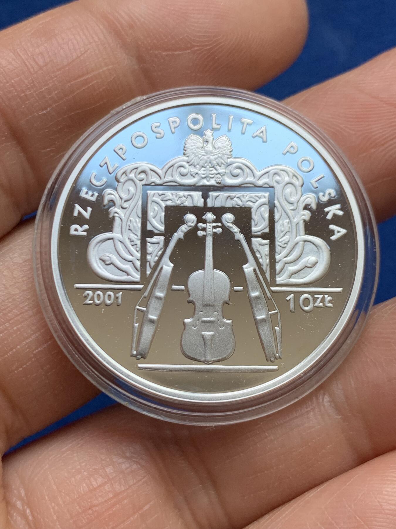 《竞宝斋》第469场 周日，周一 2场连拍 （全场包邮）欢迎送拍 波兰2001年第十二届亨利·维尼亚夫斯基国际小提琴比赛10兹罗提精制银币 14.05g 925银