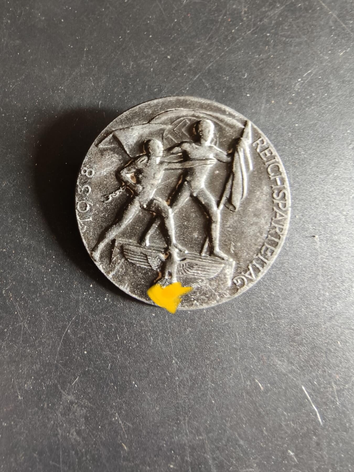 老王徽章第186期 德三1938年党代会证章