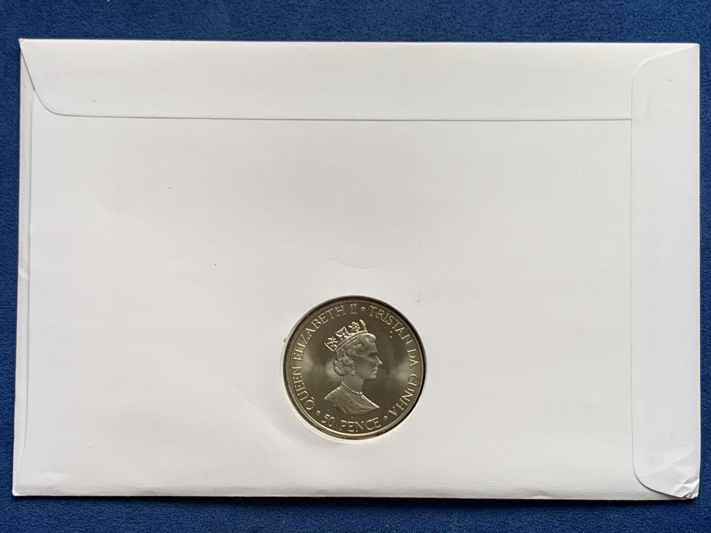 《竞宝斋》第469场 周日，周一 2场连拍 （全场包邮）欢迎送拍 英属特里斯坦-达库尼亚群岛2000年女王母亲100周岁50便士纪念币，邮币首日封编号0200