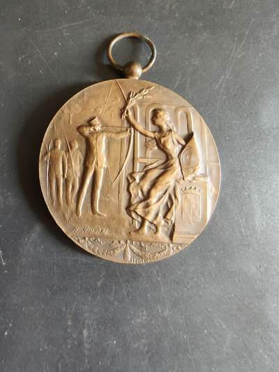 老王徽章第186期 - 法国北部地区射击协会大尺寸铜奖章    直径49mm    重量48.1g