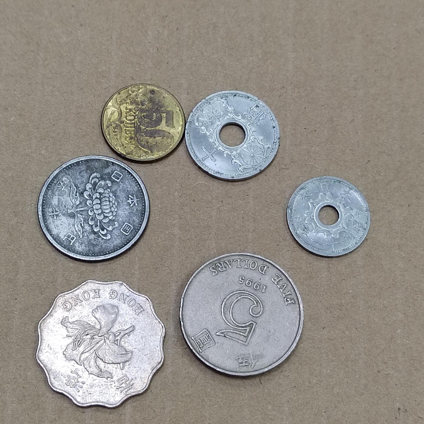 PCAI钱币  10-773  钱币证章古籍小专场 外币一组