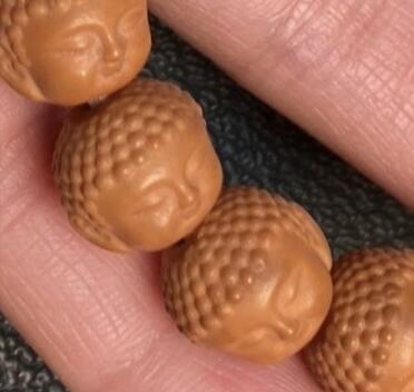 精雕猴头宝宝佛