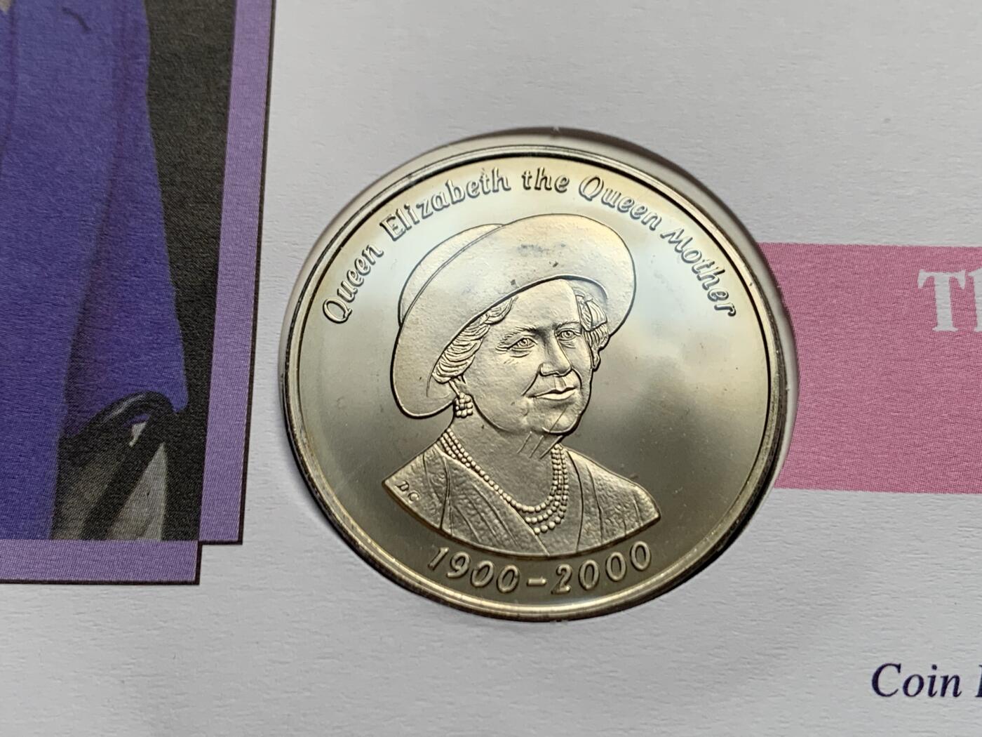 《竞宝斋》第469场 周日，周一 2场连拍 （全场包邮）欢迎送拍 英属特里斯坦-达库尼亚群岛2000年女王母亲100周岁50便士纪念币，邮币首日封编号0200