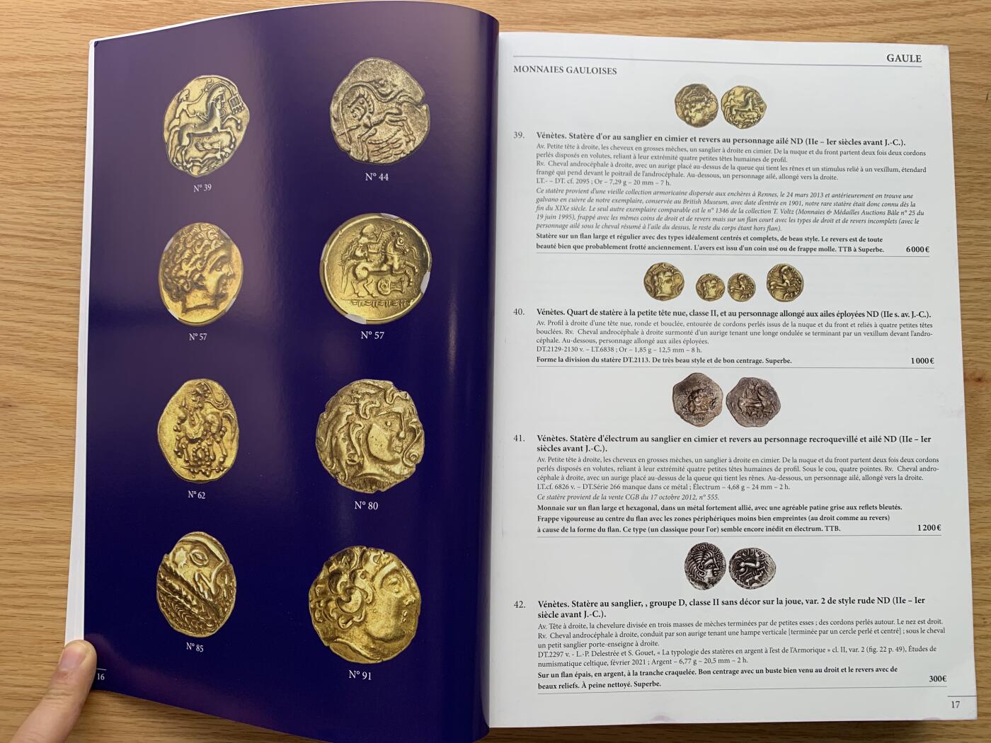 《竞宝斋》第469场 周日，周一 2场连拍 （全场包邮）欢迎送拍   MDC 世界币章拍卖目录 大开本 内图精美 有很多见不到的珍惜币章 重达2.4公斤 包邮 编号14