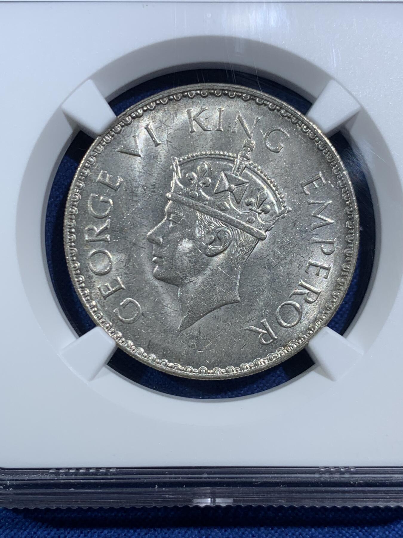 《竞宝斋》第469场 周日，周一 2场连拍 （全场包邮）欢迎送拍 NGC MS62 印度1941孟买厂乔治六世1卢比银币，近期热门品种，状态不错