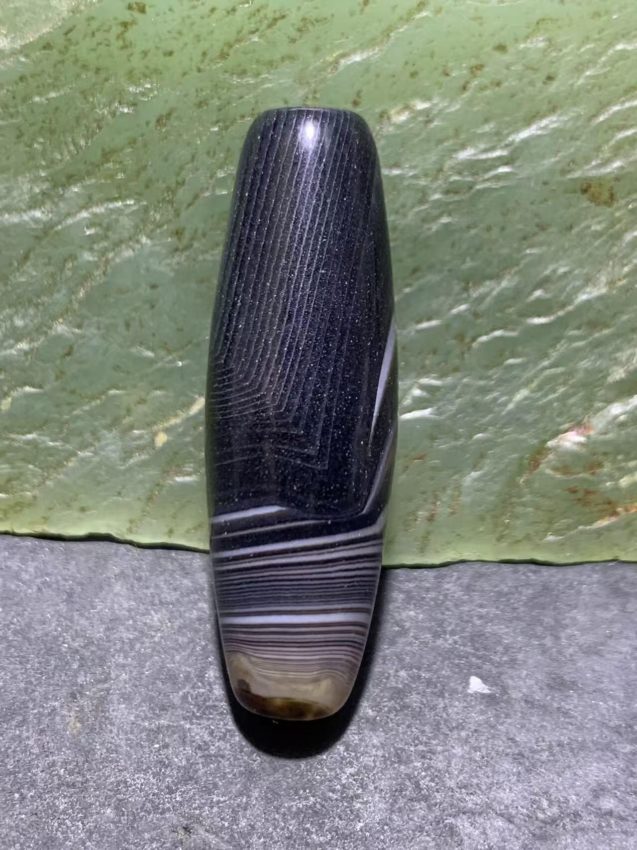 精美罕见一眼靠山图案千层纹药师玛瑙桶珠一个