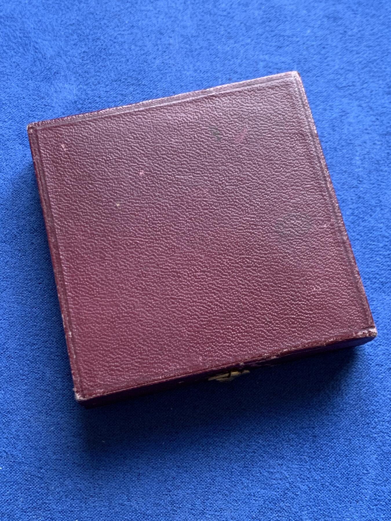 《竞宝斋》第469场 周日，周一 2场连拍 （全场包邮）欢迎送拍 法国光学与精密仪器协会铜章 56.2克 49.5mm 铜标边铭 带盒