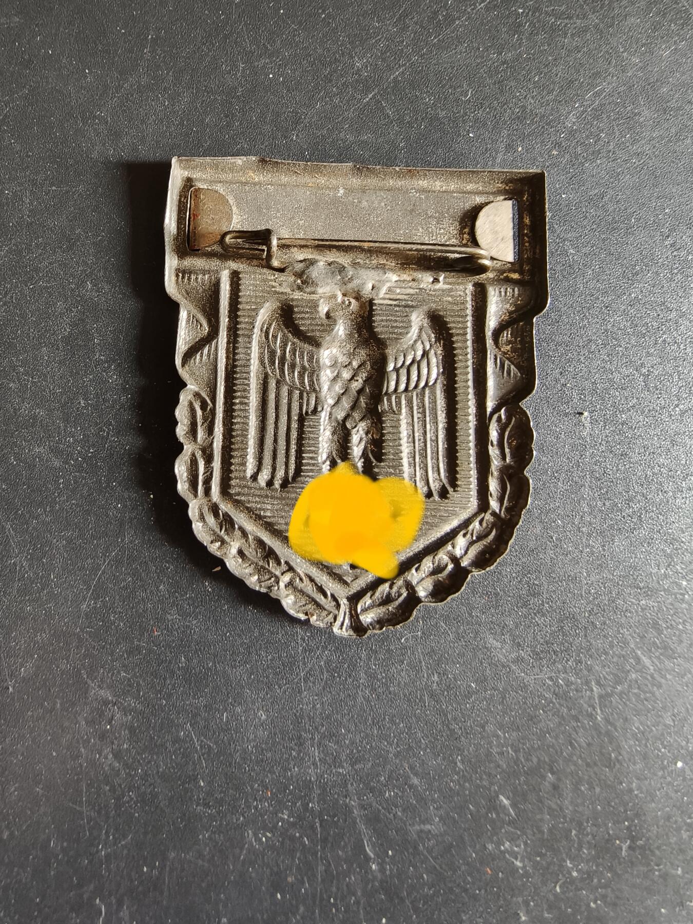 老王徽章第186期 德三适合服兵役登记证章