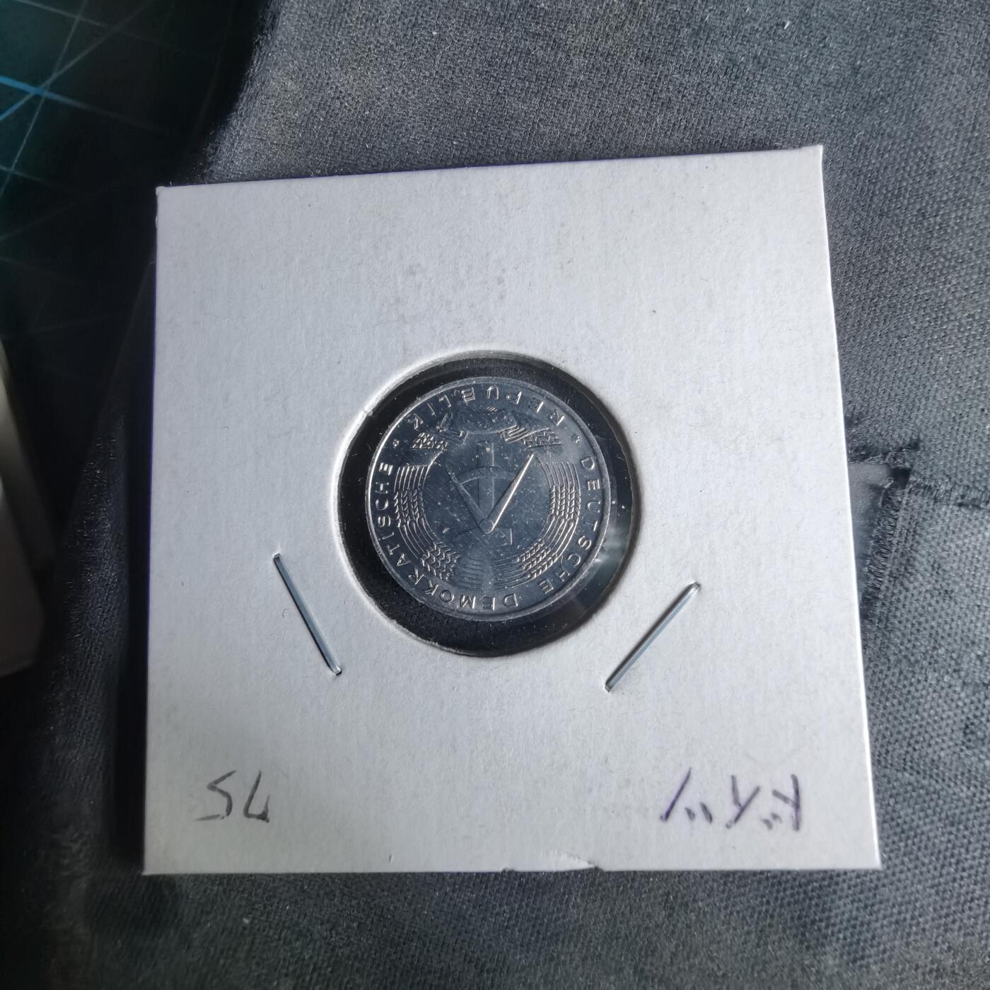 沼泽如烟--第1017场 东德1975年1芬尼