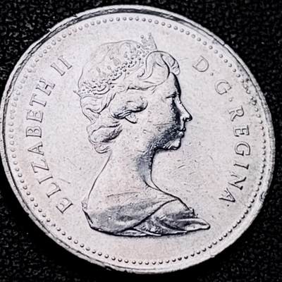 泉币菌-第206场-拍品多 请提前出价 高币值 加拿大1979年1/4加拿大元 伊丽莎白二世 驯鹿 24mm 