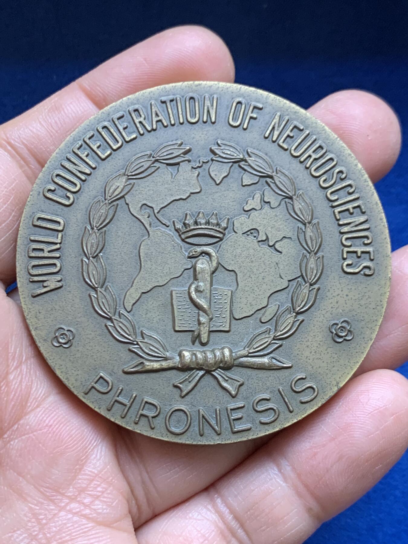 《竞宝斋》第469场 周日，周一 2场连拍 （全场包邮）欢迎送拍 葡萄牙1980科英布拉医学大会铜章 100.8克 58.7mm 限量编号66/300