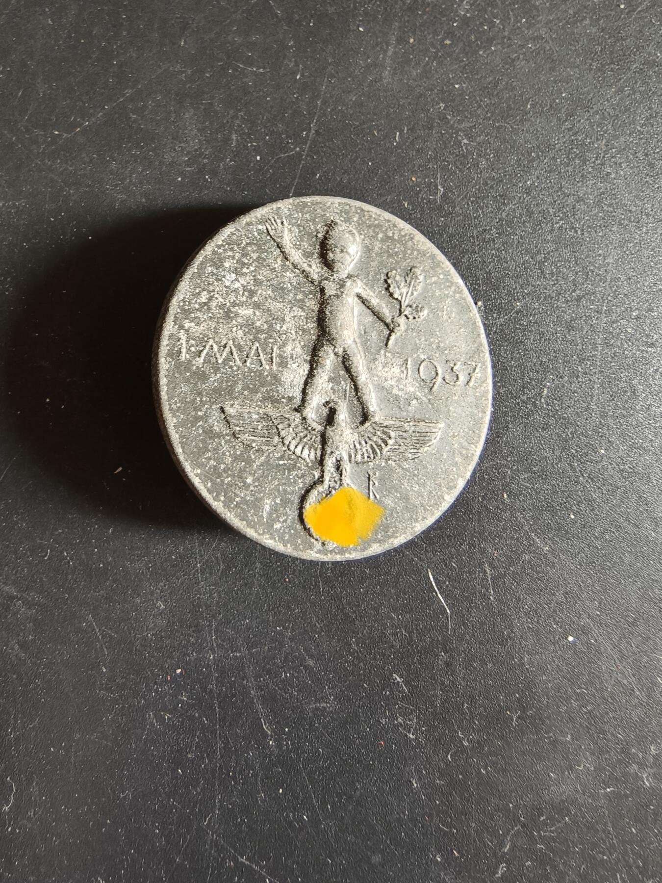 老王徽章第186期 德三1937年五一劳动节证章