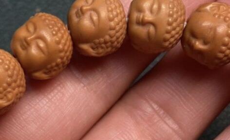 精雕猴头宝宝佛