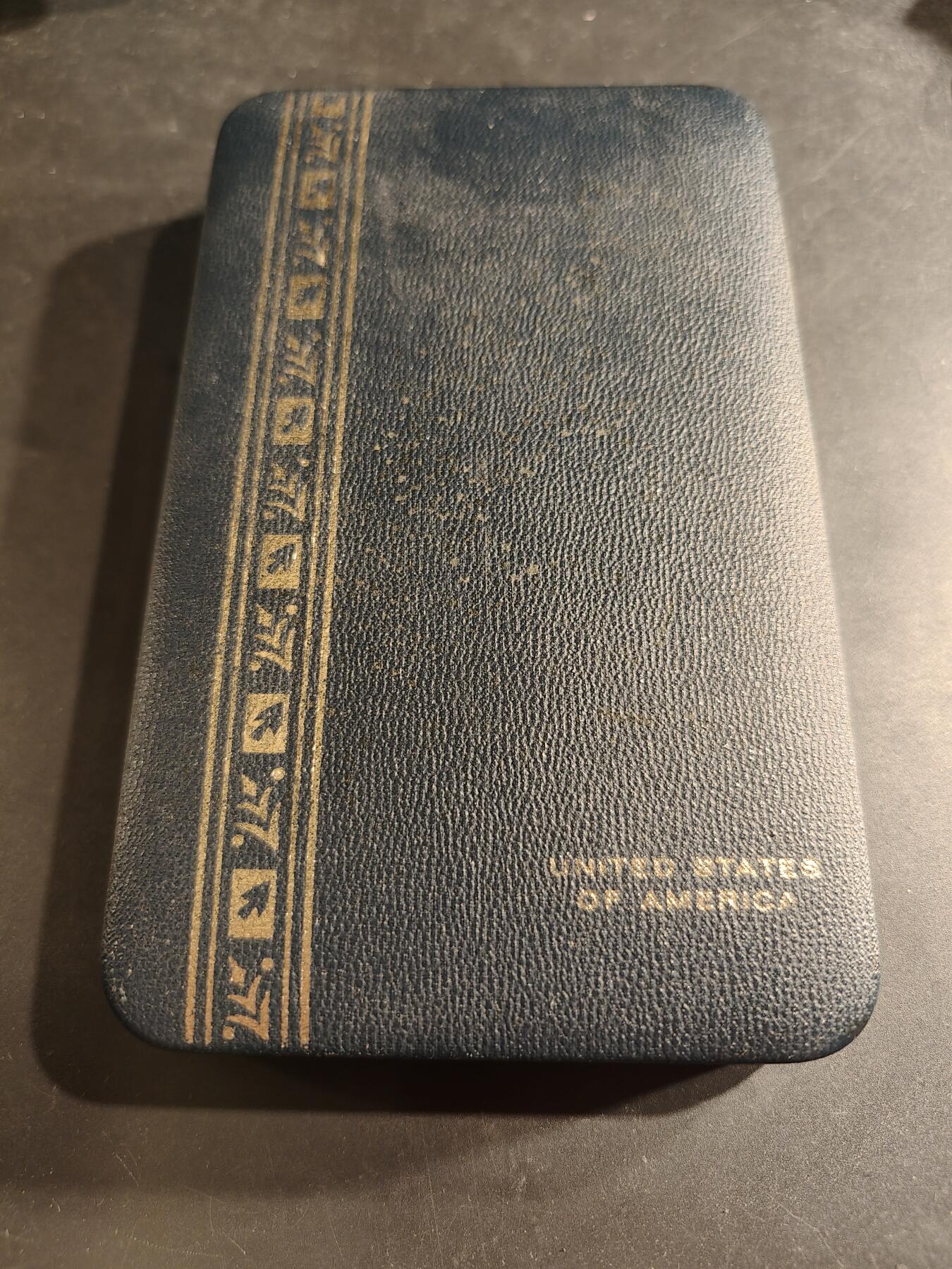 老王徽章第186期 美国陆军军事功绩奖章 原盒带略和珐琅略 少见全套   盒子损坏