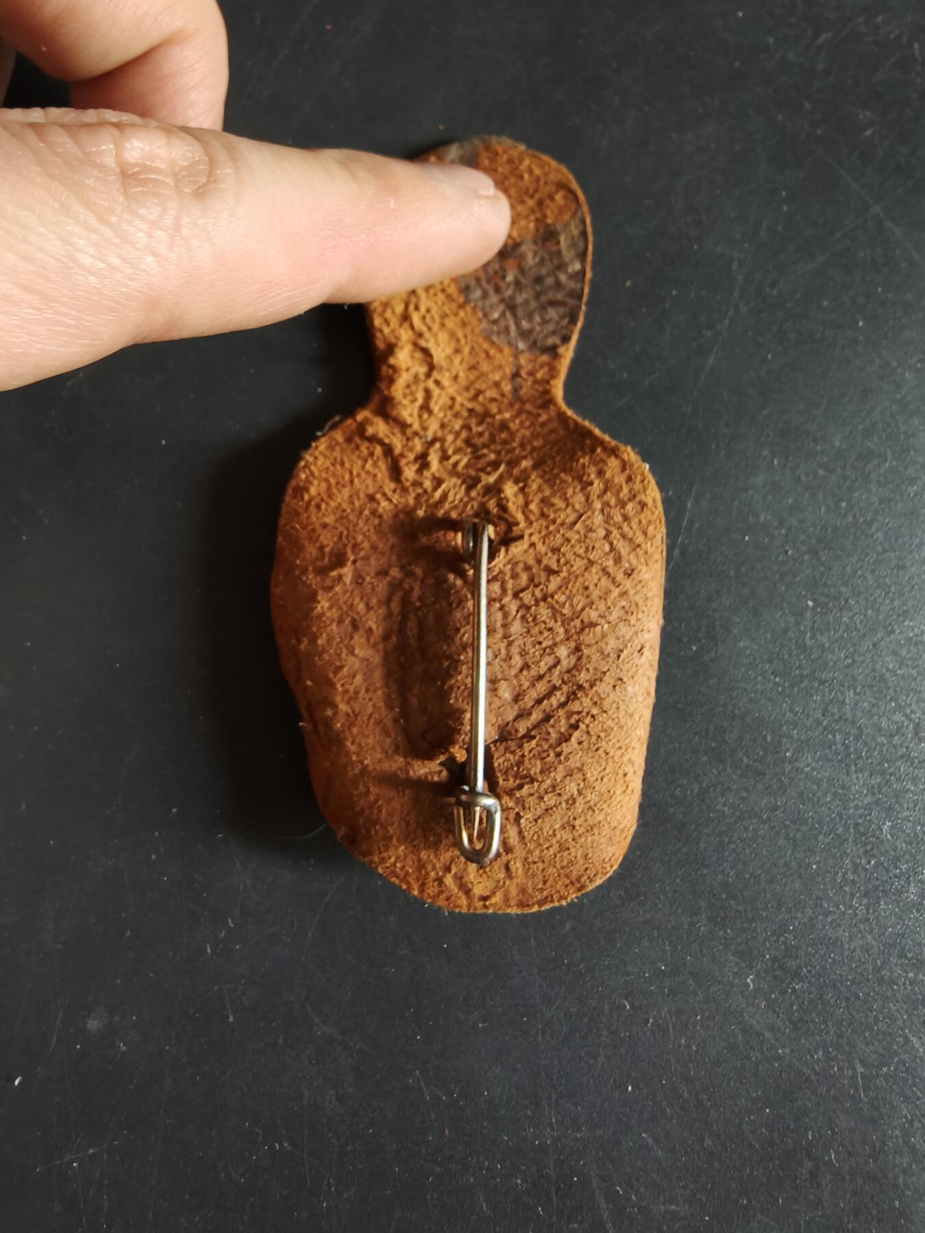 老王徽章第186期 法国卡尔皮凯女性军事人员跨军种学校证章