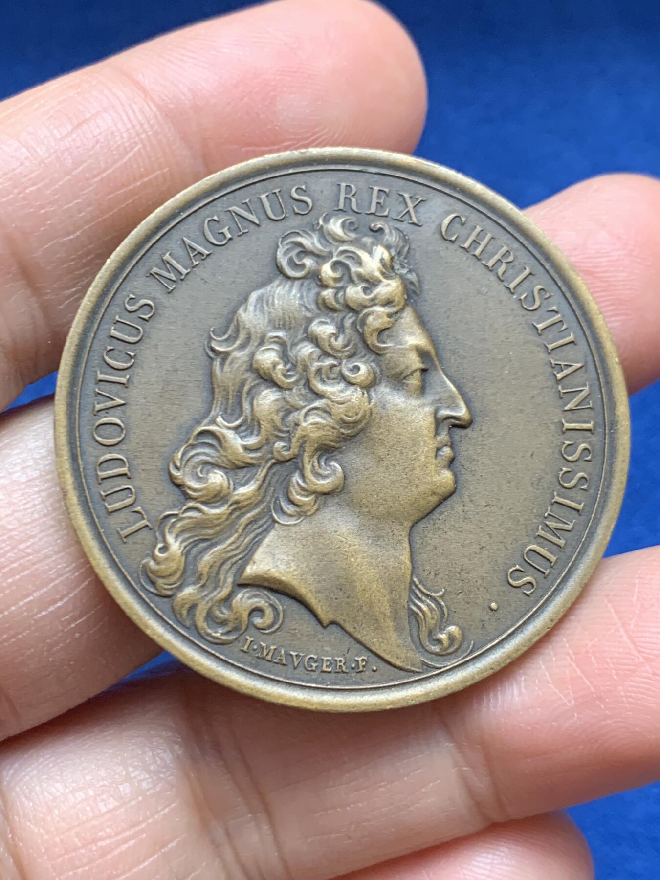 《竞宝斋》第469场 周日，周一 2场连拍 （全场包邮）欢迎送拍 法国路易十四时期 纪念斯特拉斯堡市帝国军队撤退及该市与法国合并铜章 后铸版 32.25克 40.2mm