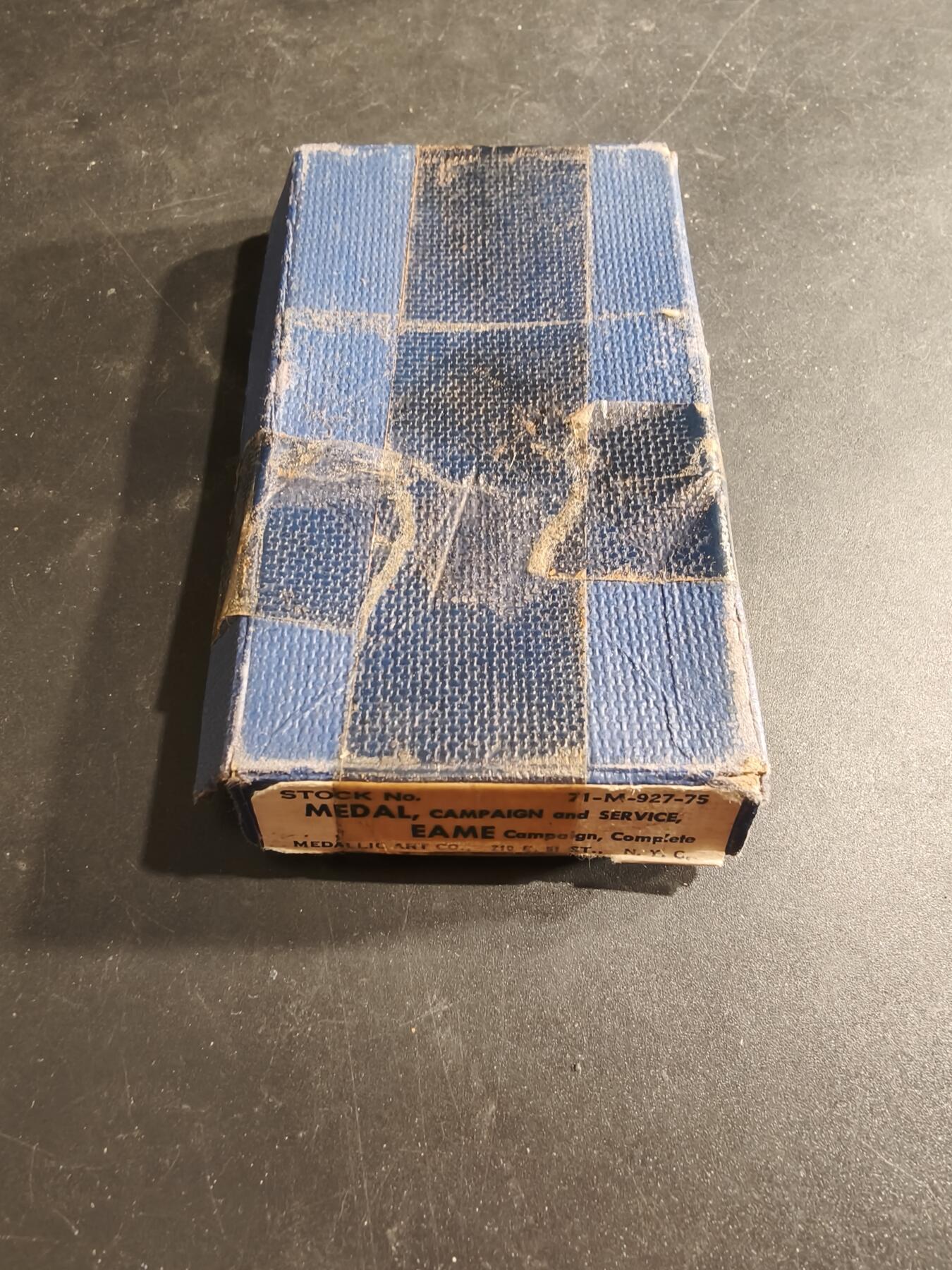 老王徽章第186期 美国二战欧洲中东非对德作战奖章   原盒带油纸