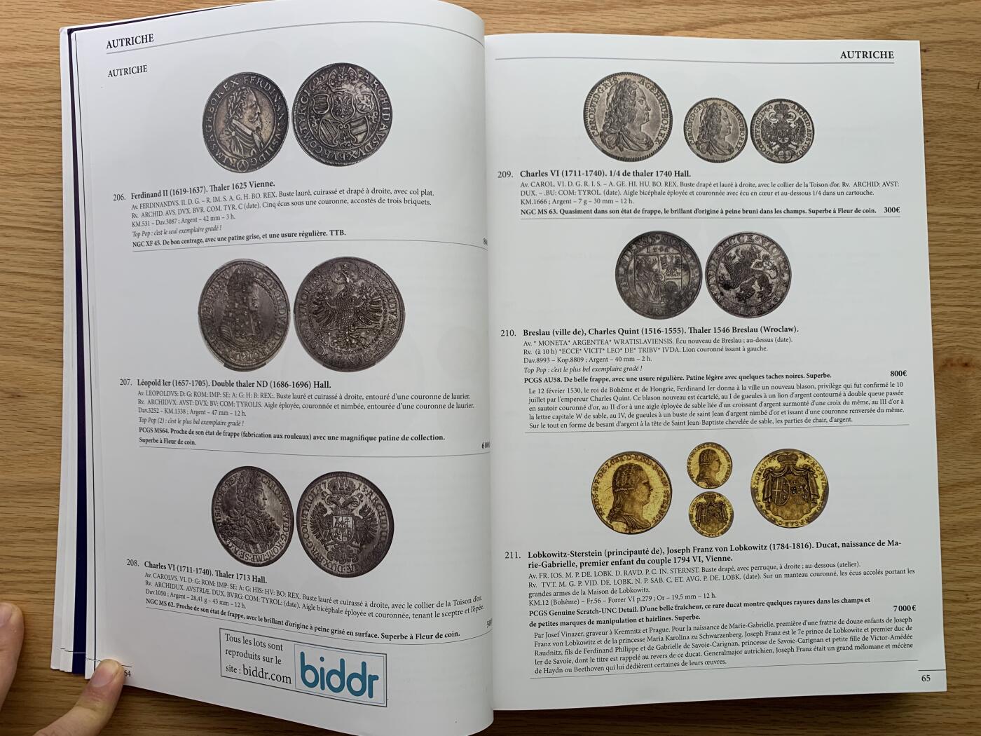 《竞宝斋》第469场 周日，周一 2场连拍 （全场包邮）欢迎送拍   MDC 世界币章拍卖目录 大开本 内图精美 有很多见不到的珍惜币章 重达2.4公斤 包邮 编号14