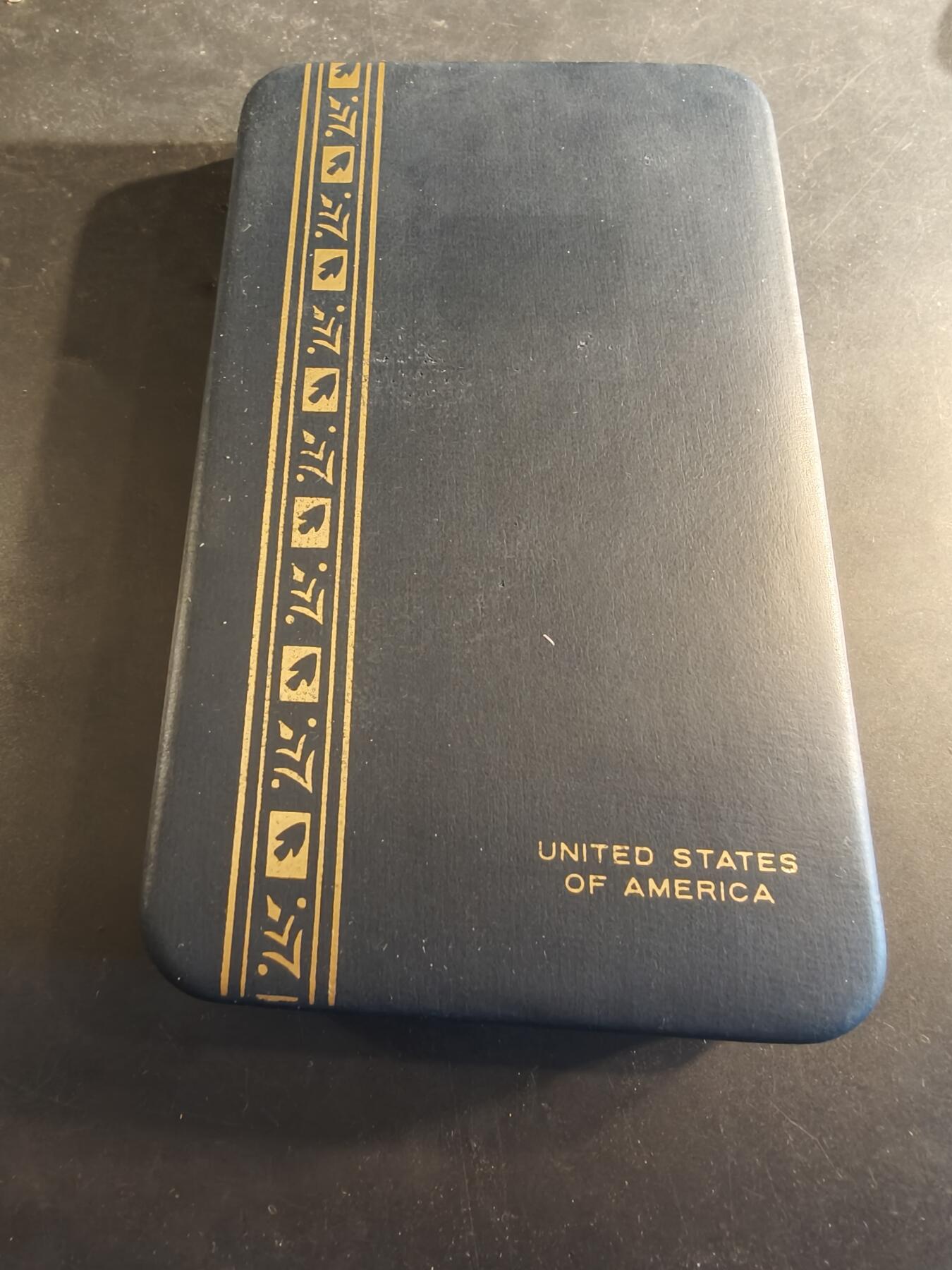 老王徽章第186期 美国军事成就奖章 原盒带略、珐琅略和迷你章 少见全套