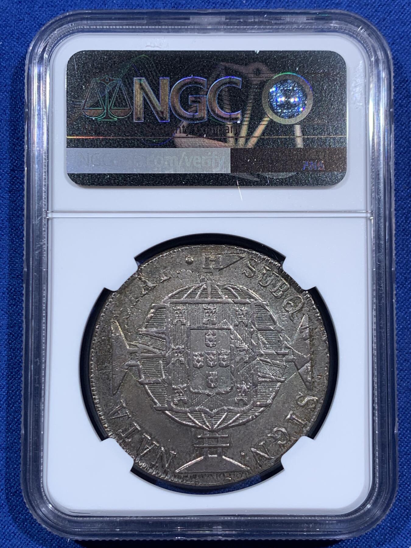 《竞宝斋》第469场 周日，周一 2场连拍 （全场包邮）欢迎送拍 NGC UNC 葡属巴西 1820年 960瑞斯大银币 币面丝滑 淡五彩包浆 严评出分概率高