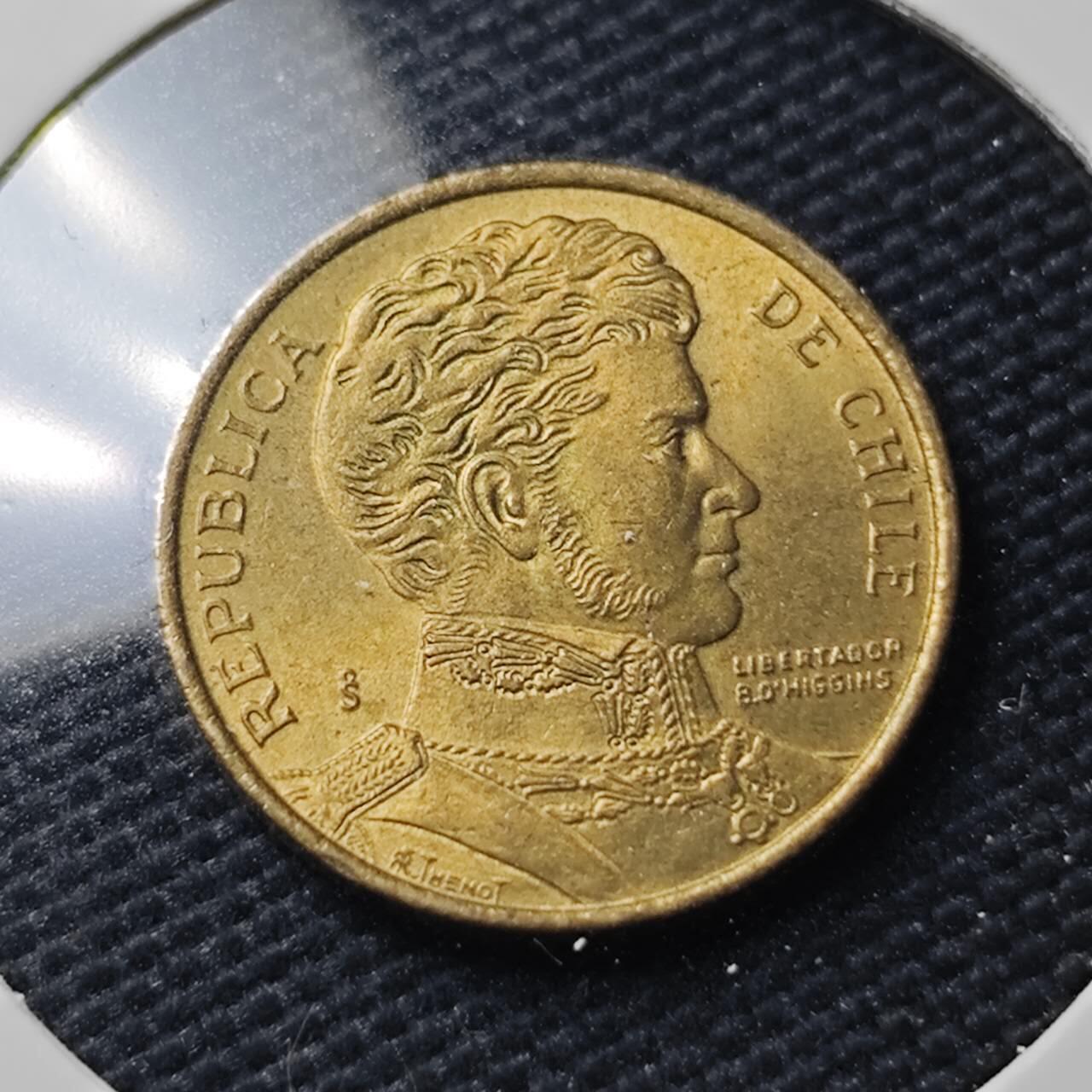 KK钱币收藏小铺   第404期 2月预留时间 周末发货  智利1比索 好品