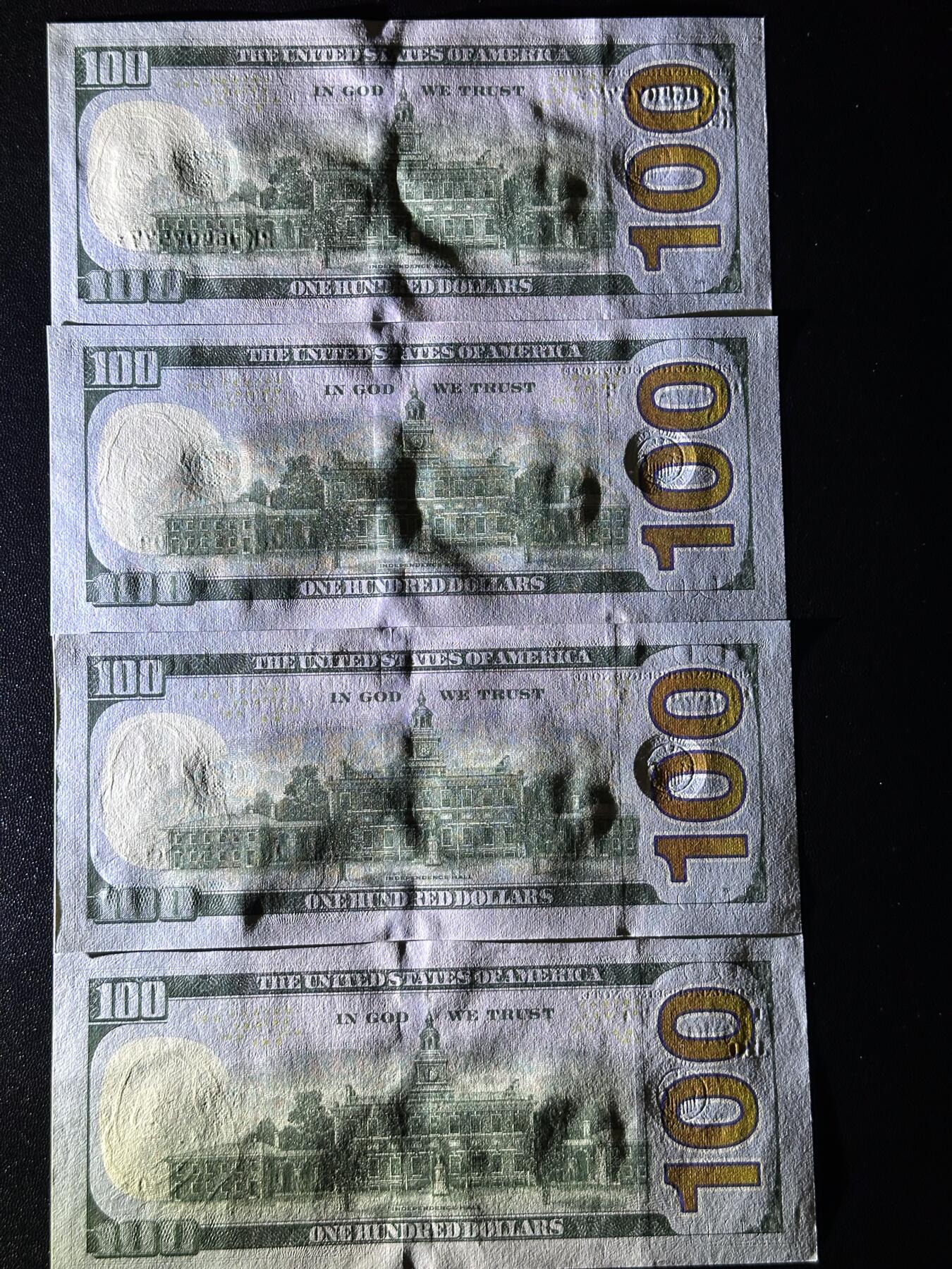 《外钞收藏家》第六百一十六期（精品场）（长期征集拍品、欢迎藏友们联系合作） 2017和21年美国彩版100美元 四张一起 全新 其中一张角不绝