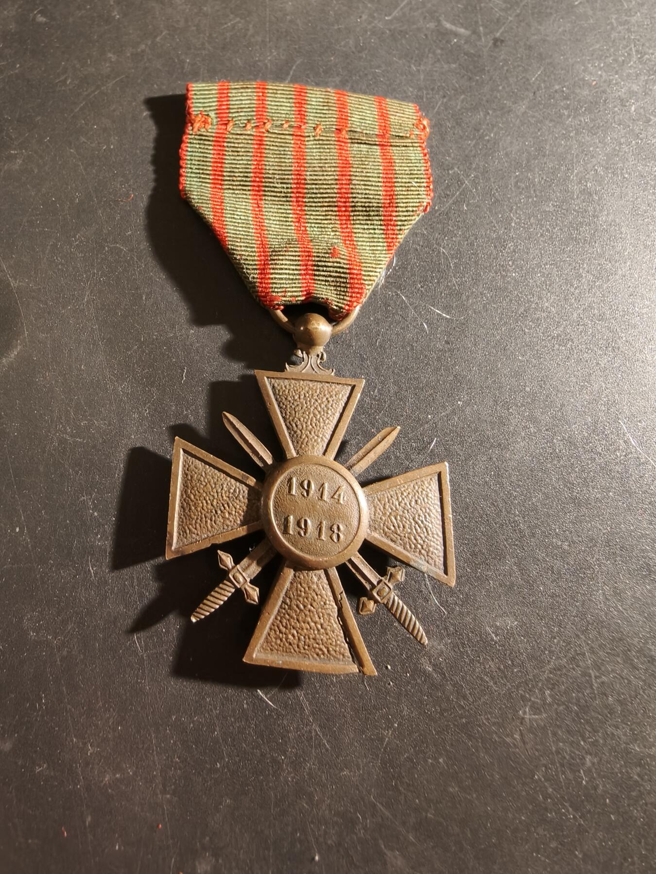 老王徽章第186期 法国1918版战争十字奖章