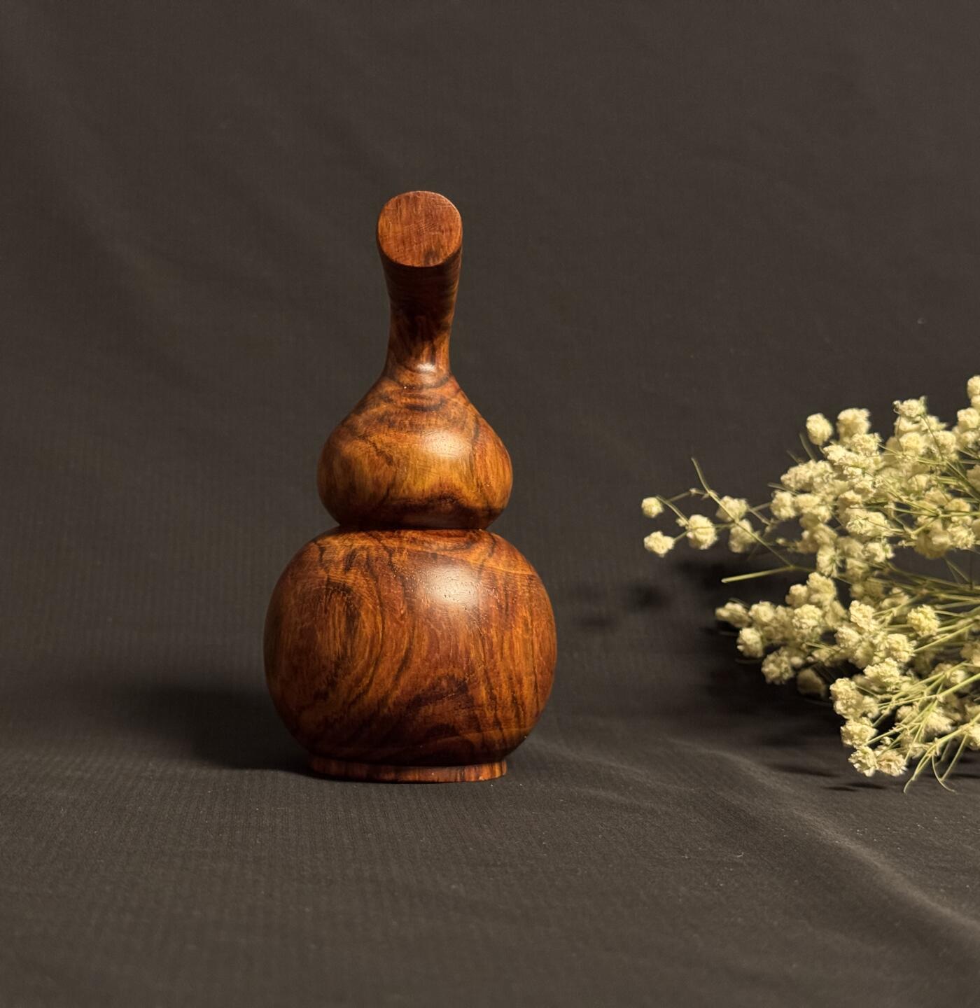 零元拍：越南黄花梨  宝瓶 手把件 福禄（葫芦）大肚 65，小肚 43，高 122MM