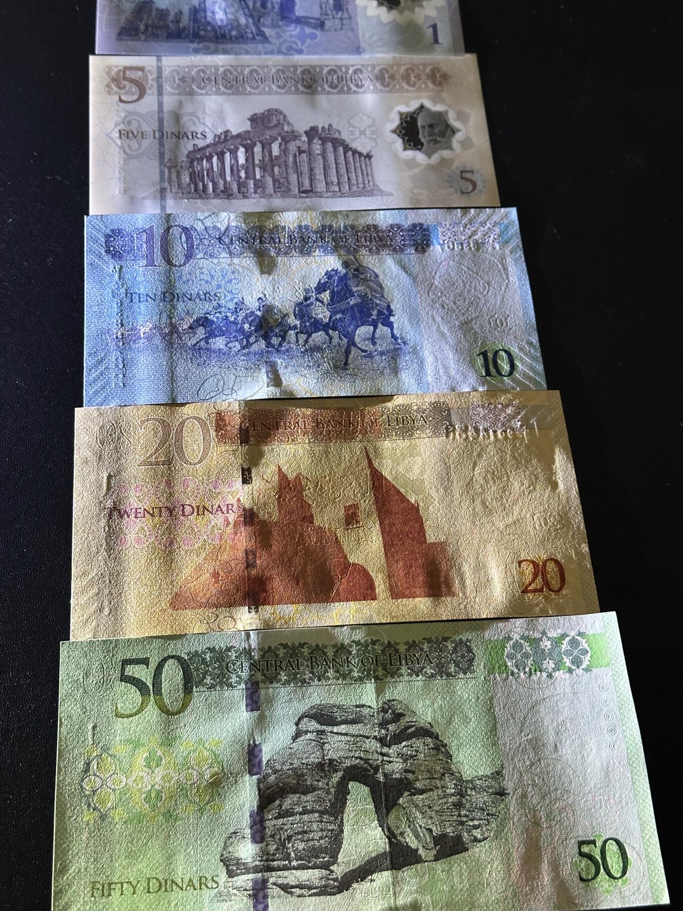 《外钞收藏家》第六百一十六期（精品场）（长期征集拍品、欢迎藏友们联系合作） 利比亚1-50第纳尔 五张一起 全新UNC