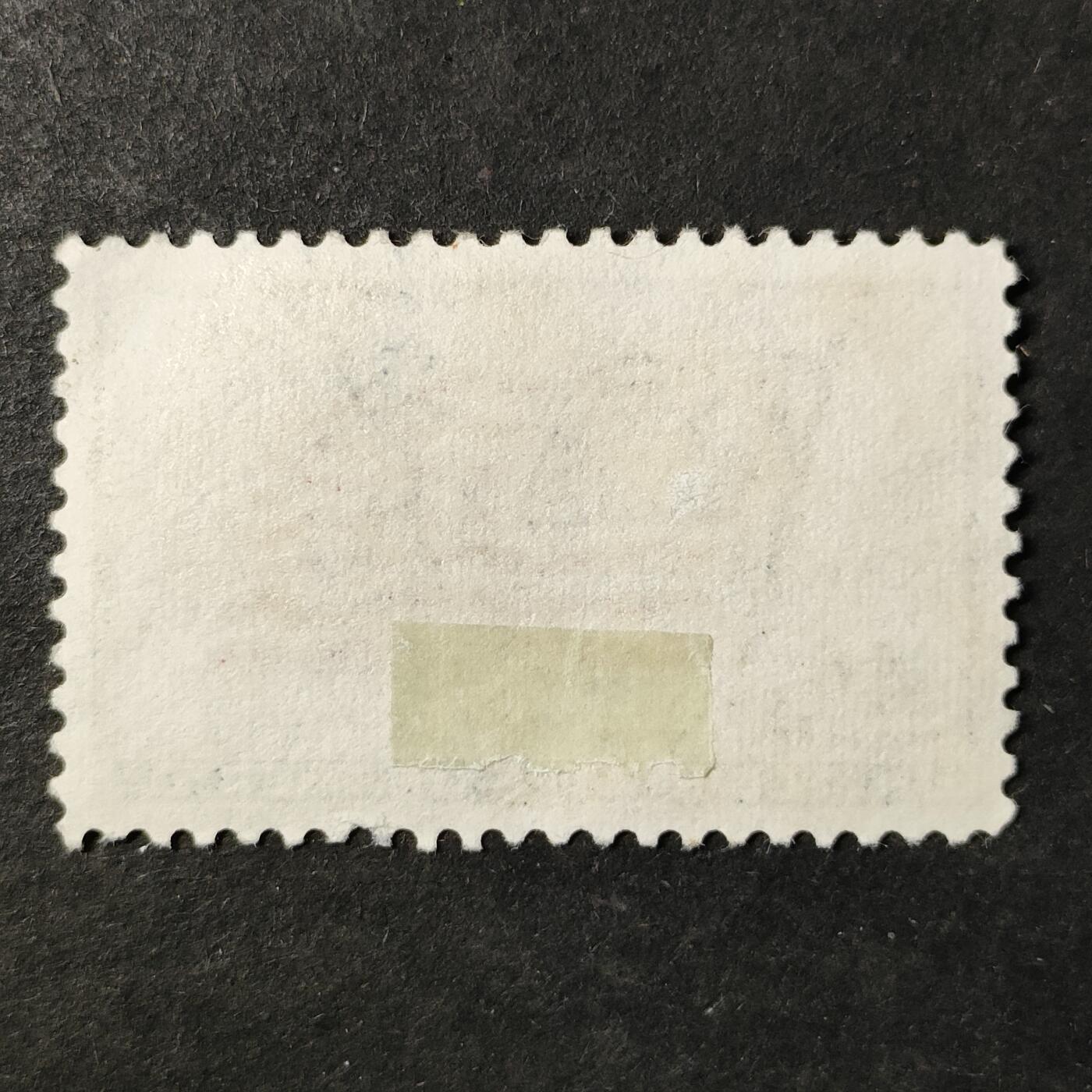 ↓君缘收藏758期☞钱币邮品↓无佣金、可寄存、满30元包邮  美国邮票，1957年美国国旗百年纪念邮票雕刻版1全